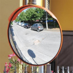 Зеркало для улицы с козырьком, диаметр 600 мм